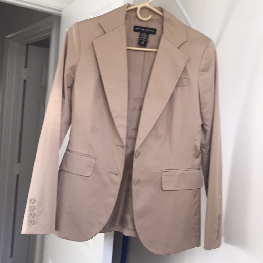 Beige Jacket NYCompany Size 2
